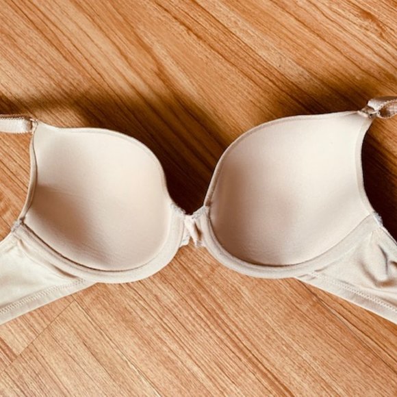 Vanity Fair nude bra size 34C - Picture 4 of 6